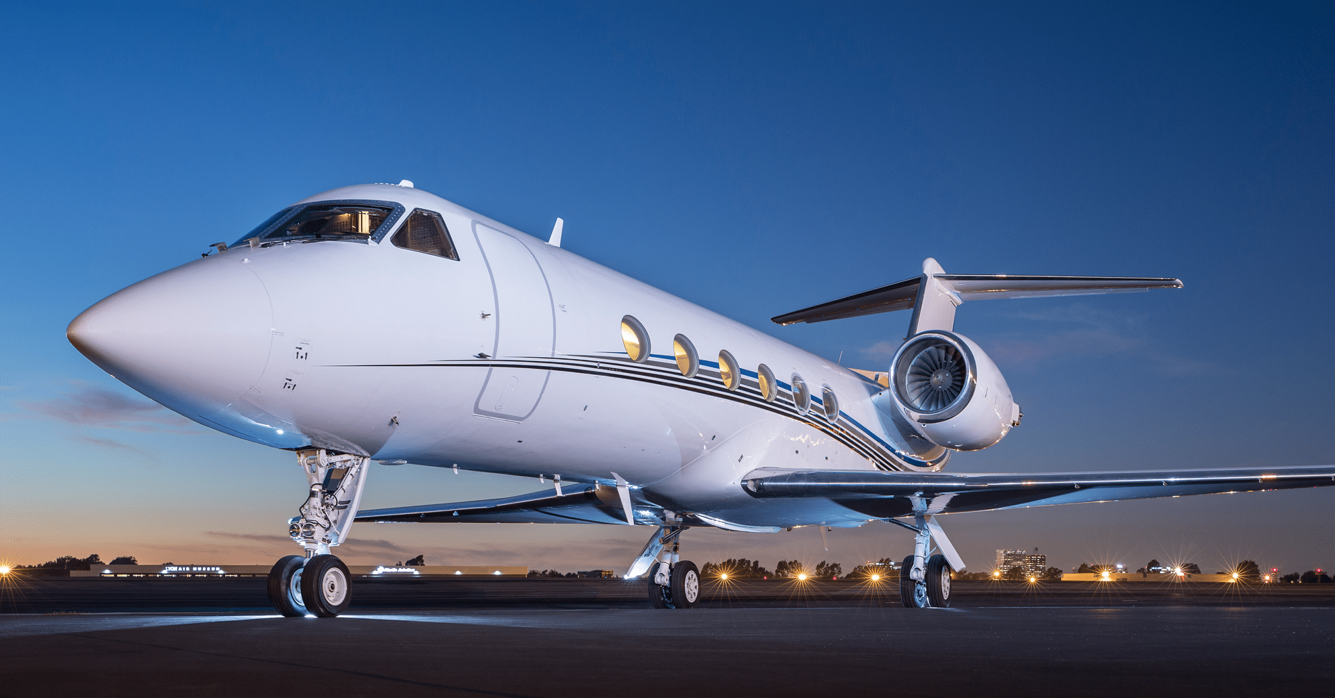 The Gulfstream G IV: A Timeless Private Jet for Luxury and Efficiency