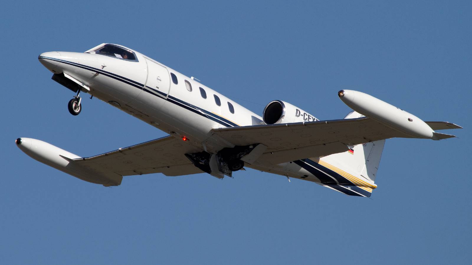 Book Private Air Charter on Learjet 35