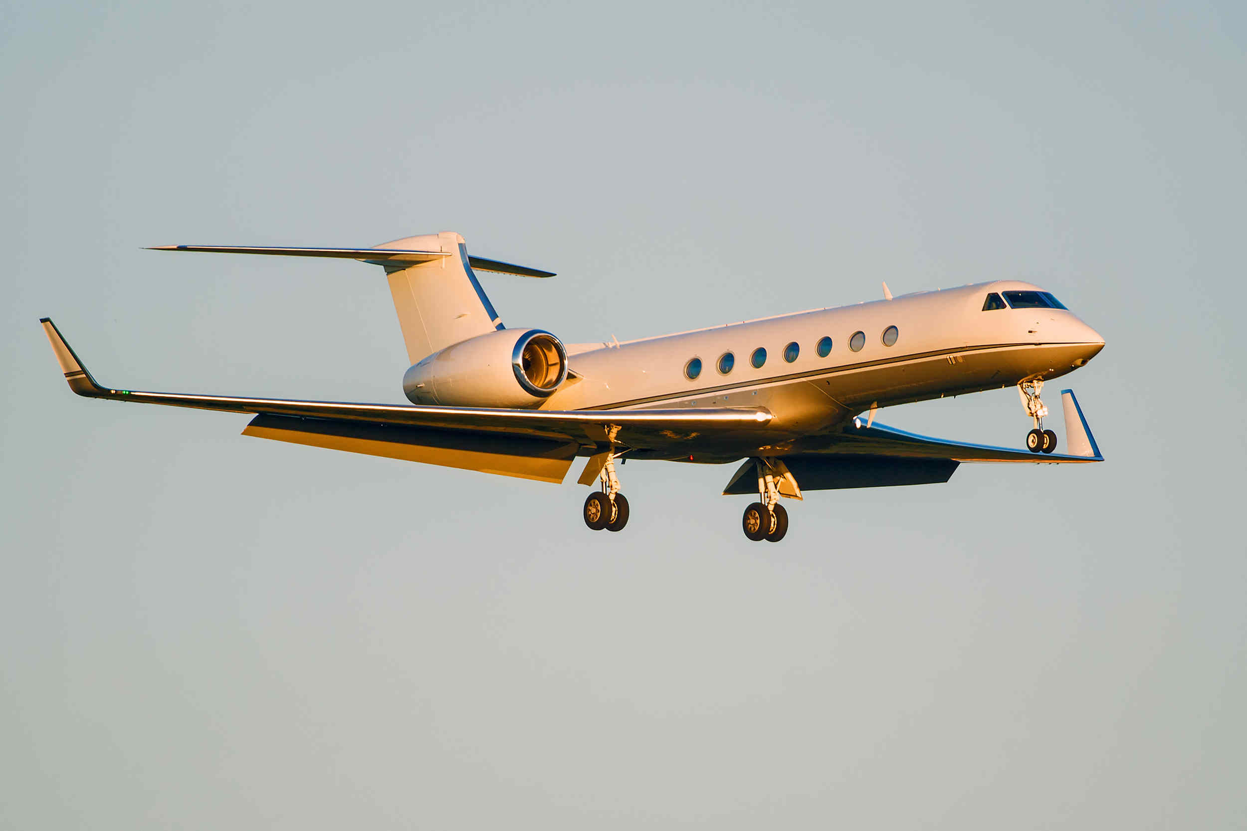 Book Private Air Charter on Gulfstream G-IV