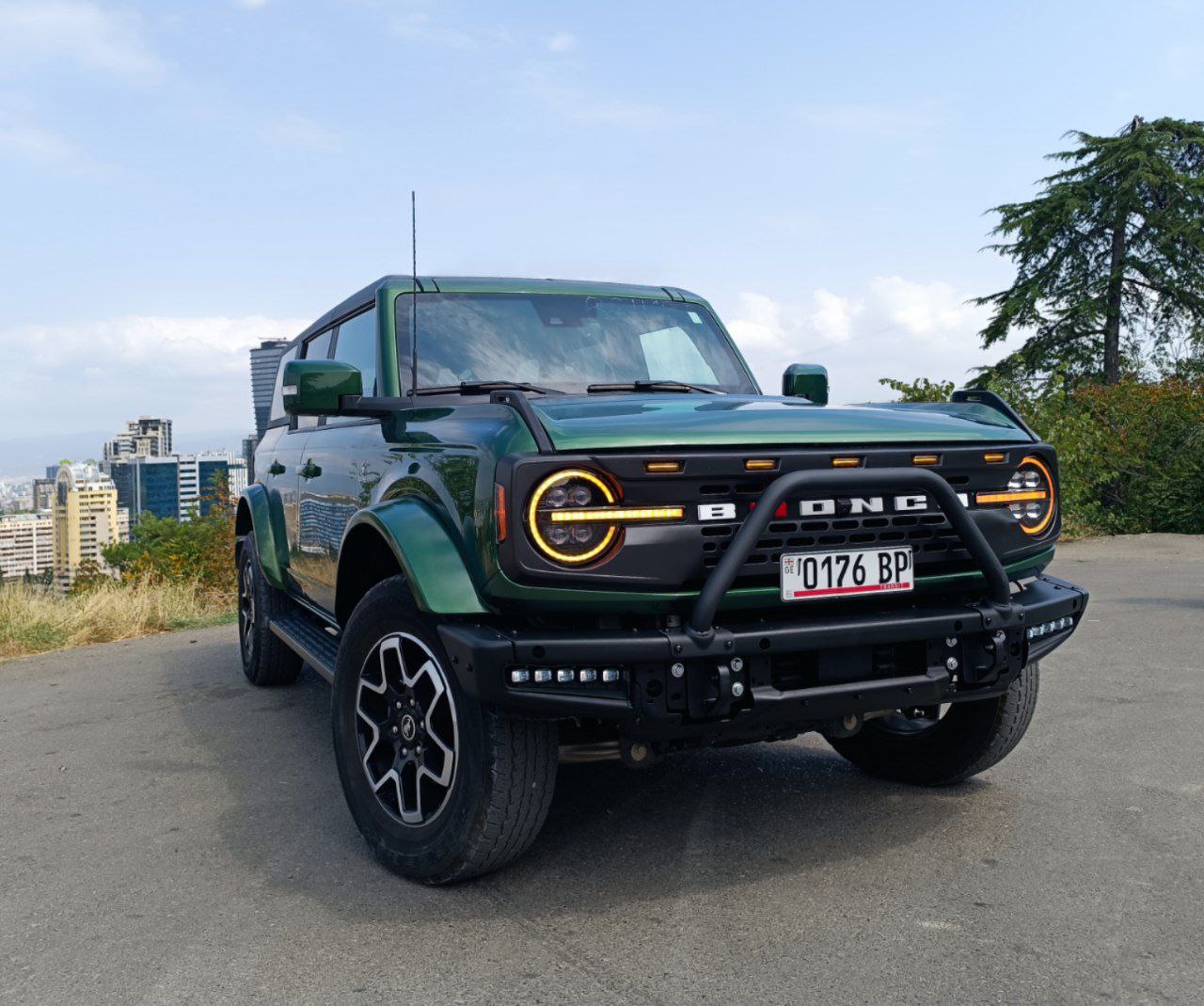 Аренда Аренда Ford Bronco Outer Banks в Грузии, Тбилиси