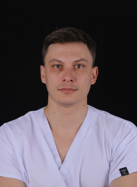 Лиштва Богдан Олександрович Стоматолог-терапевт, мікроскопіст, ортопед, хірург-імплантолог.