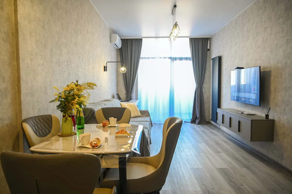 Servicios de alquiler a largo plazo / mensual en Batumi Batumi long term / monthly rental services